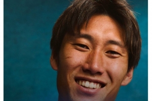 水晶宫官推晒海报,祝贺镰田大地入选日本队世界杯大名单